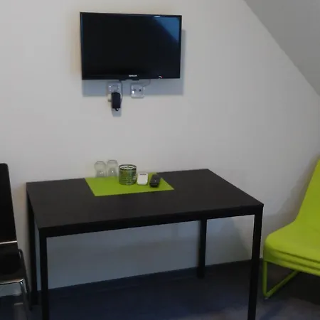 Bed & Parking Eurobit 3* Hrusky (Breclav)