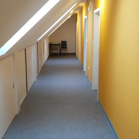 לינה וארוחת בוקר Bed & Parking Eurobit