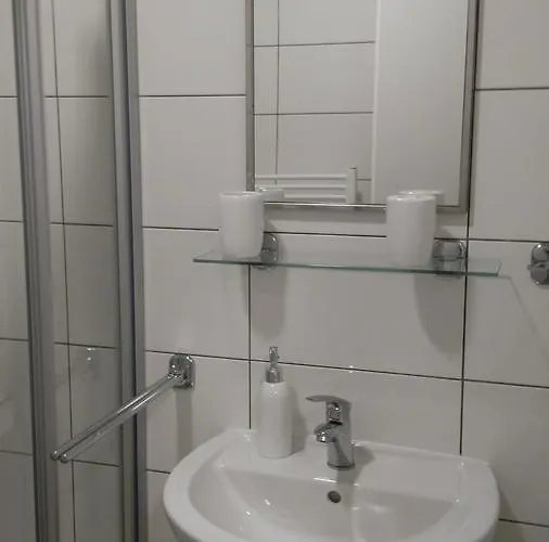 Bed & Breakfast Bed & Parking Eurobit Hrusky (Breclav)