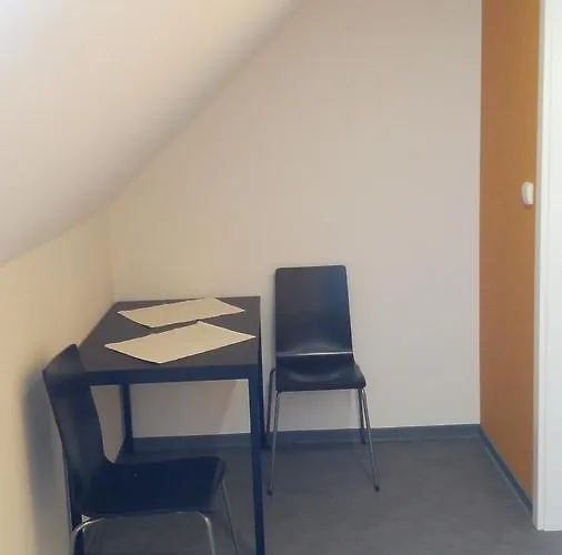 Bed & Parking Eurobit 3*