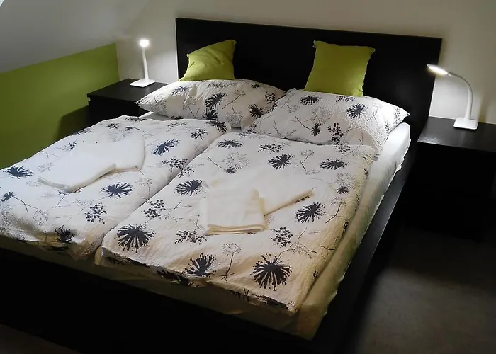 Bed & Parking Eurobit 3* Hrusky (Breclav)